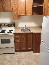 QUIET BUILDING - GREAT DOWNTOWN LOCATION - Photo 3