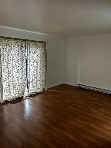 APPARTEMENT/ LOGEMENT À LOUER 2½ ST-JÉROME - Photo 4
