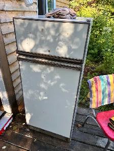 propane fridge