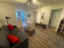 Superbe 3 1/2 avec cours et jardins privés ! - Photo 8