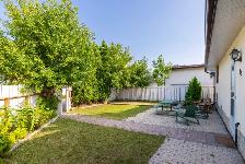 OH! 3bdrm 2bth Bungalow situated on a 75'x100' subdivadable lot! - Photo 9