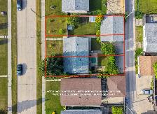 OH! 3bdrm 2bth Bungalow situated on a 75'x100' subdivadable lot! - Photo 10
