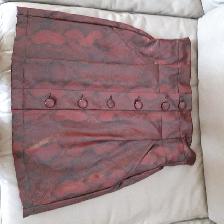 BELLE JUPE NEUVE ZAPA ROUGE NOIRE 19'HAUx26'TOUR TAILLE: $15.00 - Photo 3