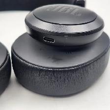 JBL Tune 770NC Over-Ear Bluetooth Headphones - Black (#19632-2) - Photo 5