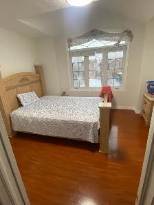 $650 private room for rent for girl - Photo 2