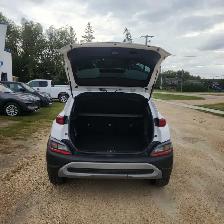 2022 Hyundai Kona Preferred AWD - Photo 8