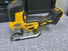 Dewalt DCS335 20V Brushless Variable Speed Jigsaw Tool Only