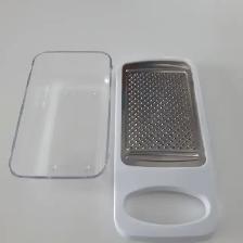 BEAU VIOL À FROMAGE MÉTAL PLASTIQUE 7'LONx3.5'LARx2'HAU:  $5.00