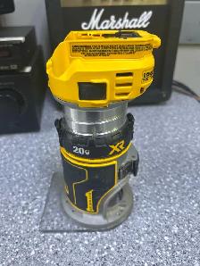 Dewalt DCW600 20V Compact Router Tool Only - Photo 2