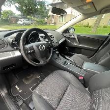 2012 Mazda 3 GX - Photo 8