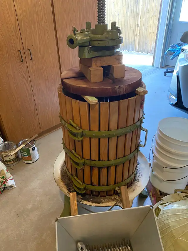 Wine Making Equipment – Everything for $100