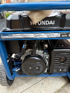 BRAND NEW HYUNDAI GENERATOR WITH ELECTRIC START - Photo 2