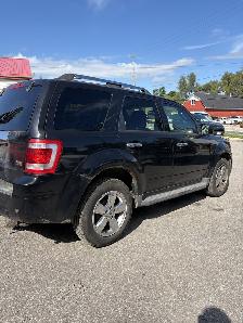 2011 Ford Escape Limited - Photo 6