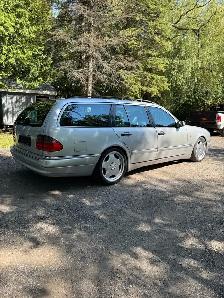 E55 AMG Wagon - Photo 4