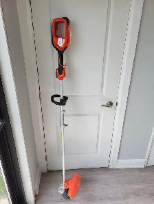 HUSQVARNA BATTERY STRING TRIMMER 220iL KIT BATTERY AND CHARGER - Photo 3