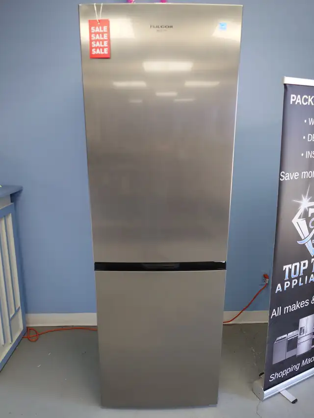 Fulgor Milano '24' Stainless Steel Bottom Freezer Top Fridge
