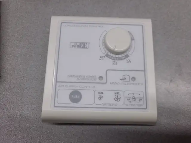 1 THERMOSTAT MURAL VANEE CONDENSATION CONTROL NEUF NEW 40220