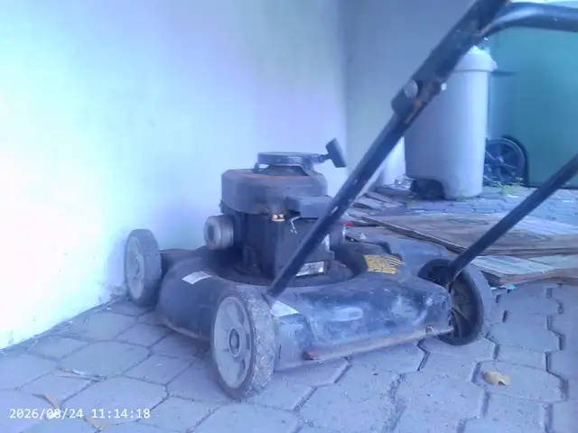 tondeuse à gaz à vendre rapidement et urgent