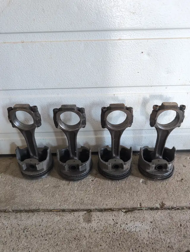 ART PISTONS