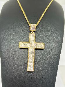 10k Iced Out Cross Pandent