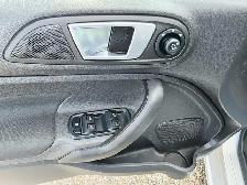 2016 Ford Fiesta SE Automatic Hatchback Heated Seats Low KM - Photo 16