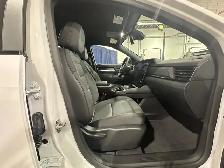 2027 GMC Terrain AWD AT4 - Photo 12