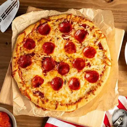 Pizza Cook Wanted Bowmanville Area