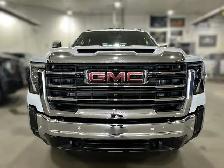 2026 GMC Sierra 3500HD SLT - Photo 7