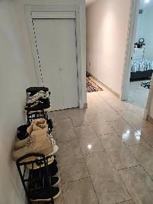 Spacious 2-Bedroom Lower Level Flat on Manning Ave Separate Ent - Photo 3