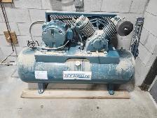 COMPRESSOR (SHOP MOVING SALE)