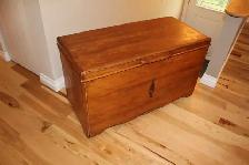Coffre ancien de (1940), 85$, propre, livré si…