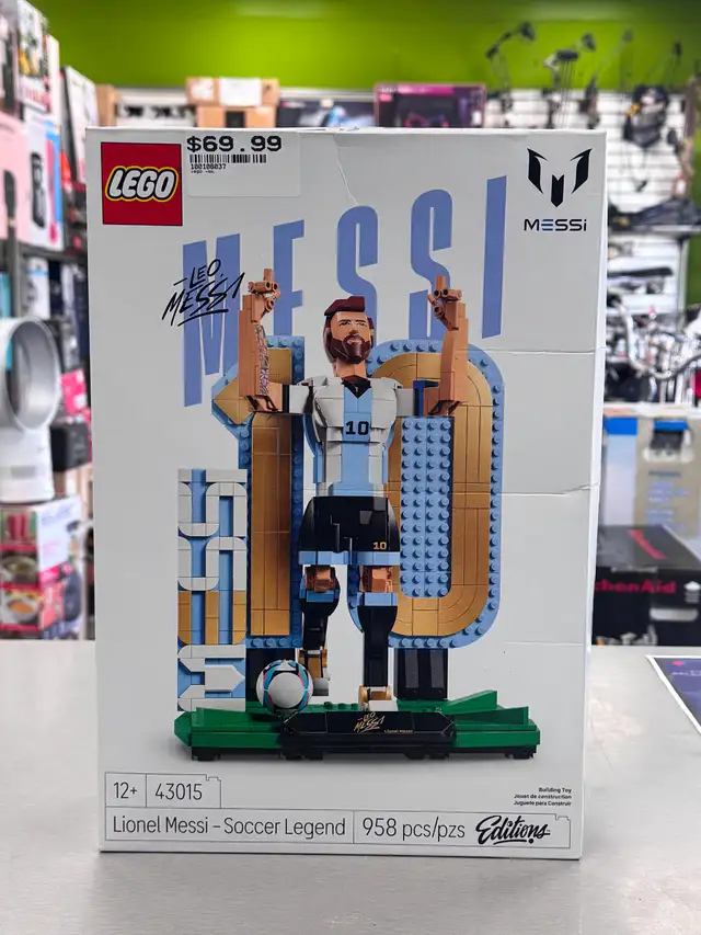 Lego Lionel Messi – Soccer Legend #43015 - BRAND NEW