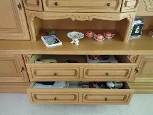Triple Cabinet in Oak - Photo 10