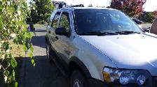 FORD ESCAPE - Photo 2