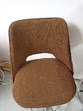 Adjusting Bar Stools - Photo 5
