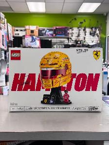 Lego Scuderia Ferrari HP Lewis Hamilton Helmet #43022-BRAND NEW