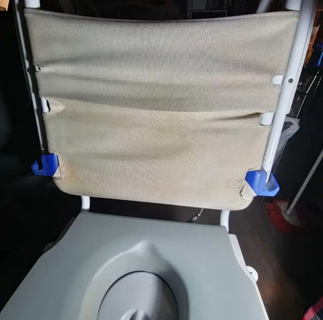 commode reclinable for shower & transfer