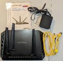 Netgear Nighthawk AC1900 Smart Wifi Router - Excellent Condition - Photo 2