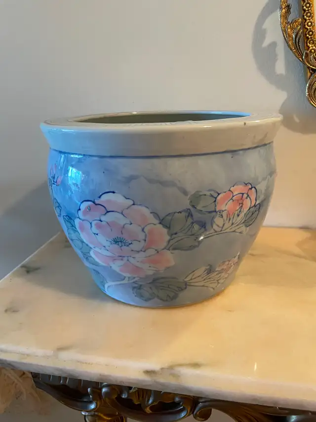 Beautiful vintage,  porcelain flower pots,  2 floral   planters