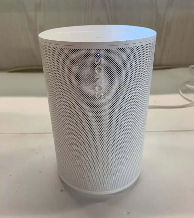 Sonos Era 100Wireless powered speaker with Wi-Fi®, Apple AirPla