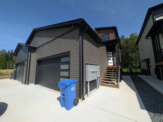 Weekly Rental - Terrace