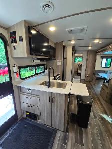 Travel Trailer-2023 Keystone Passport GT 3401QD - Photo 4