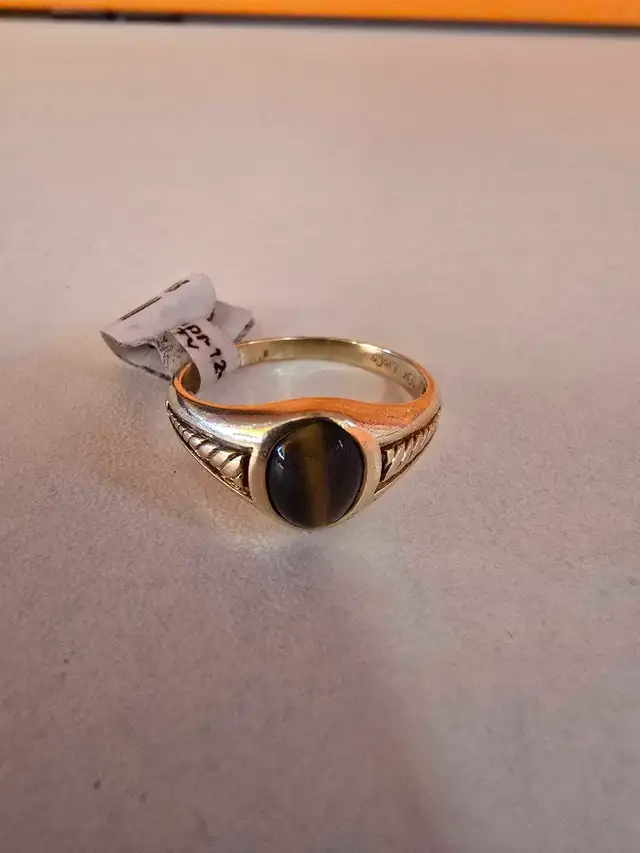 10K Yellow Gold Ring
