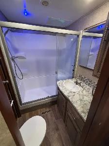 2018 Jayco Eagle 338 RETS - Great couples Lake unit! - Photo 10