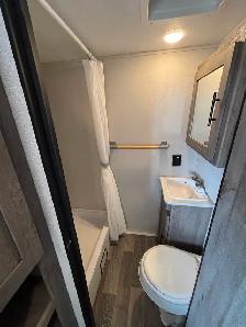 2021 Keystone Springdale 18ft W/Bunks only - Photo 9