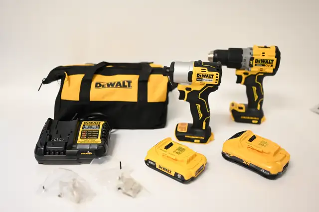 Dewalt Hammer drill and impact 4ah, 2ah battery charger bag New