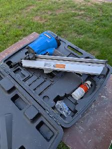 MASTERCRAFT  FRAMING  NAILER - Photo 2