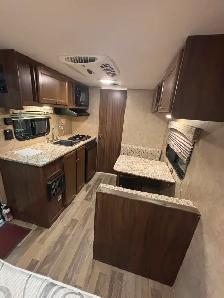 2018 Forest River Viking Ultra-Lite 17FQ - Photo 6