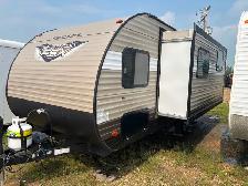 2019 WILDWOOD WDT19 W/slide only 3640lbs! - Photo 2