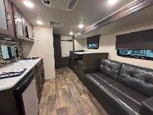 2019 WILDWOOD WDT19 W/slide only 3640lbs! - Photo 4
